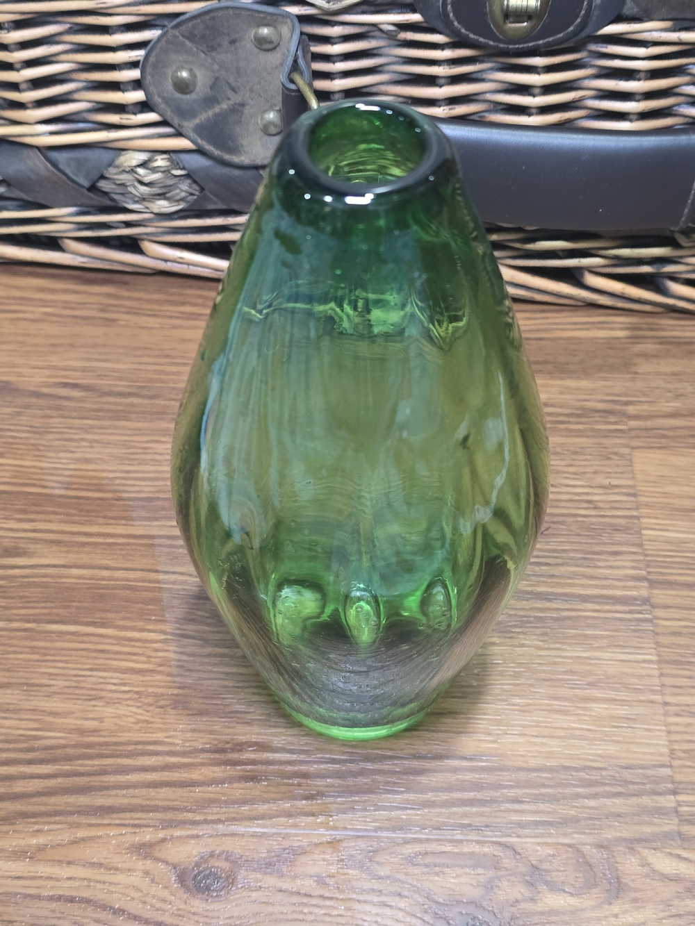 Green Glass Decorative Vase - Picture 2 of 4